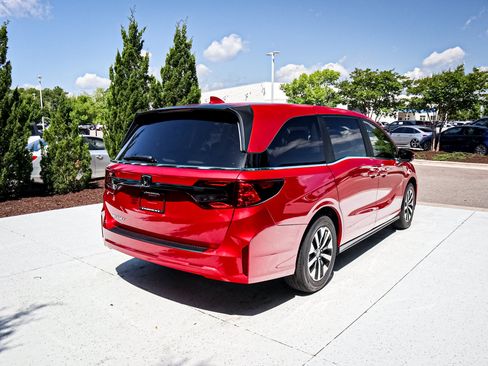 New 2026 Honda Odyssey EX-L image 10