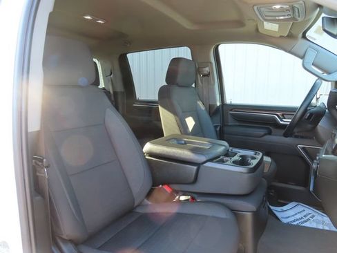 Used 2025 Chevrolet Silverado 2500 LT w/ Convenience Package AWD/4WD image 26