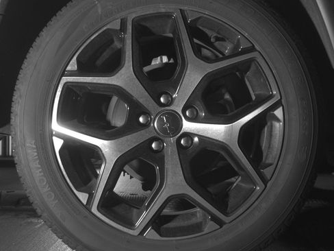 Used 2025 Jeep Compass Limited image 15