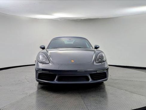Used 2017 Porsche 718 Boxster image 34