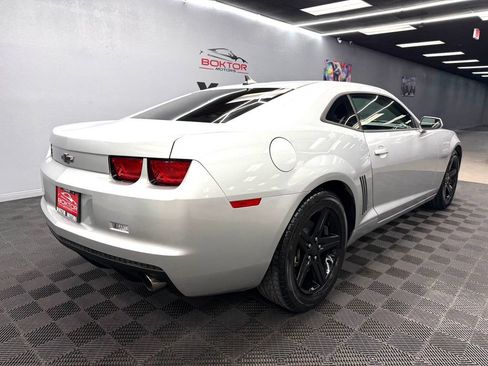 Used 2011 Chevrolet Camaro LT RWD image 14