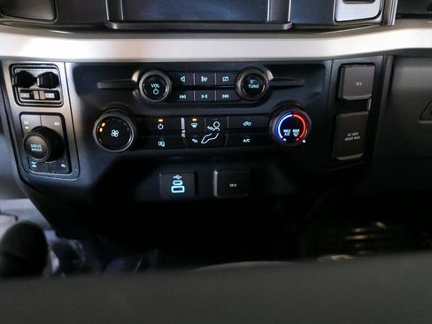 Used 2024 Ford F250 XLT w/ FX4 Off-Road Package image 18