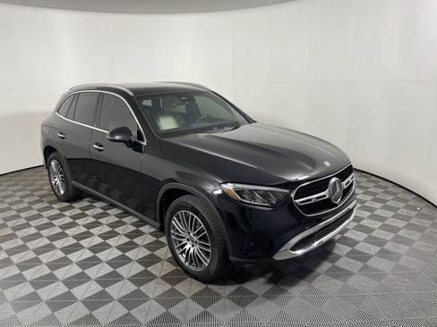 Used 2024 Mercedes-Benz GLC 300 4MATIC image 7