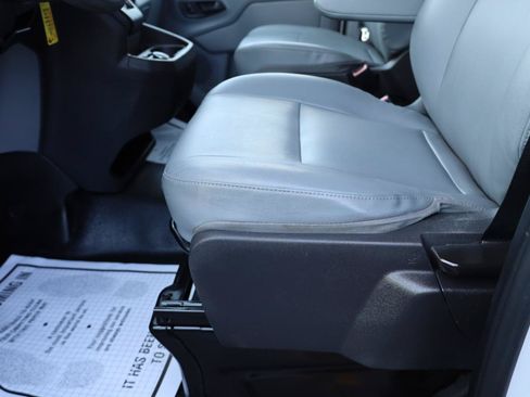 Used 2017 Ford Transit 350 XL RWD image 6