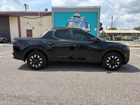 Certified 2025 Hyundai Santa Cruz SEL image 2