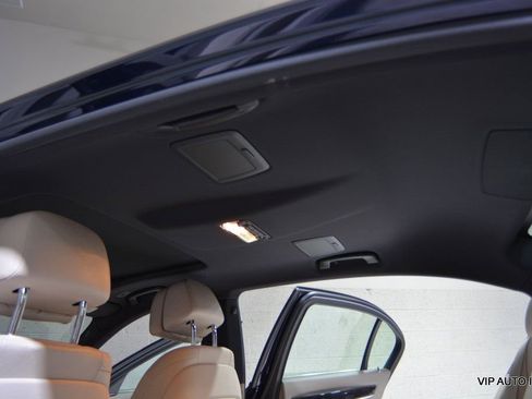 Used 2014 BMW 750Li xDrive image 22