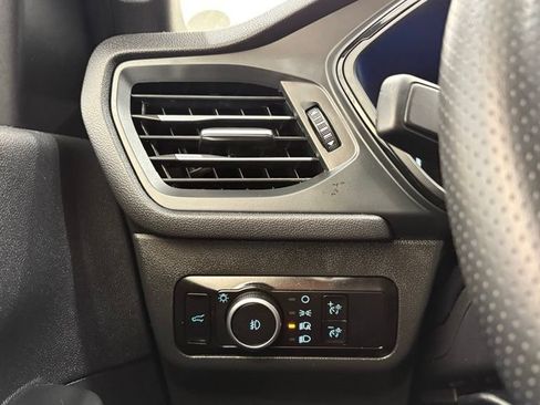 Used 2025 Ford Escape ST-Line Select AWD/4WD image 35