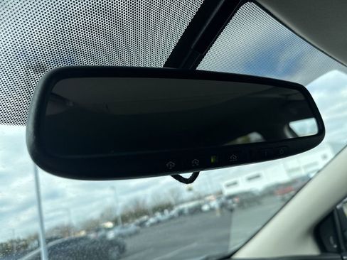 Used 2018 Nissan Murano SV image 22