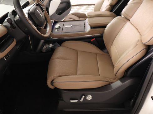 New 2026 Lincoln Navigator Black Label AWD/4WD image 11