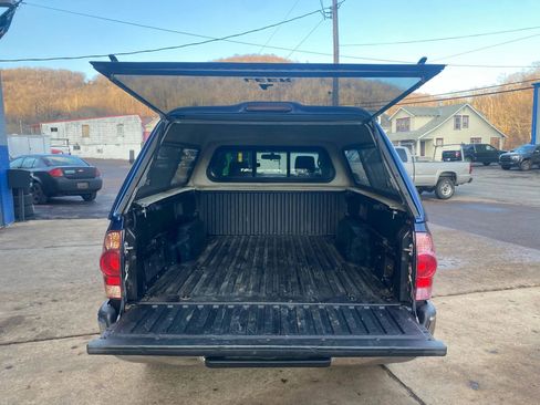 Used 2006 Toyota Tacoma 4x4 Access Cab V6 image 5