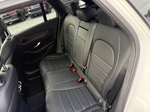 Used 2022 Mercedes-Benz GLC 300 4MATIC image 16