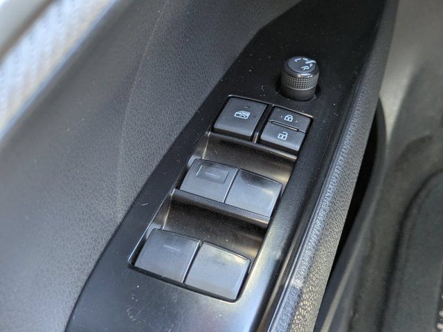 Used 2025 Toyota Camry SE w/ Convenience Package FWD image 20