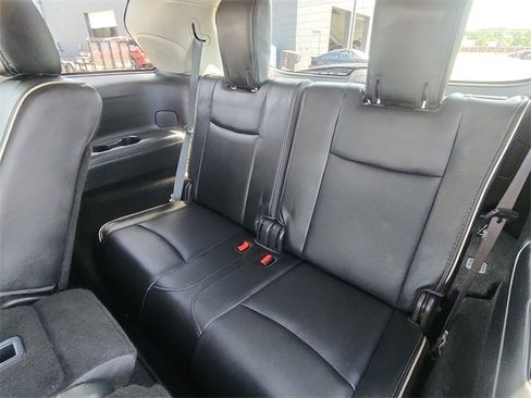 Used 2019 INFINITI QX60 Luxe w/ Essential Package image 24