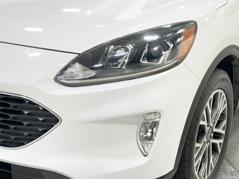 Used 2020 Ford Escape SEL image 32