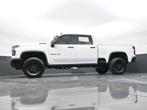 New 2026 Chevrolet Silverado 2500 ZR2 w/ LPO, Dark Essentials Package image 54