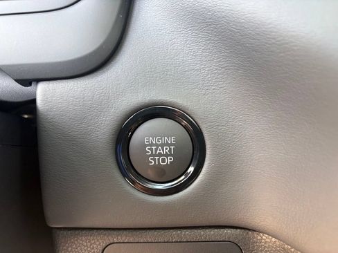 New 2026 Toyota Tundra Platinum AWD/4WD image 32