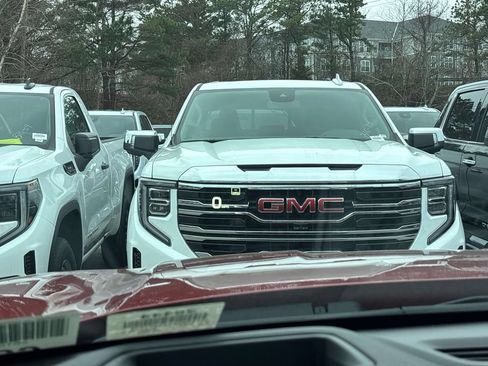 New 2026 GMC Acadia Denali w/ Super Cruise Package AWD/4WD image 18