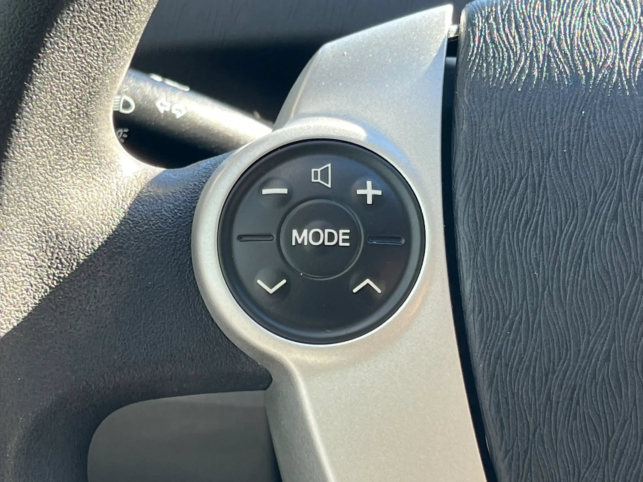 Used 2010 Toyota Prius Five FWD image 21