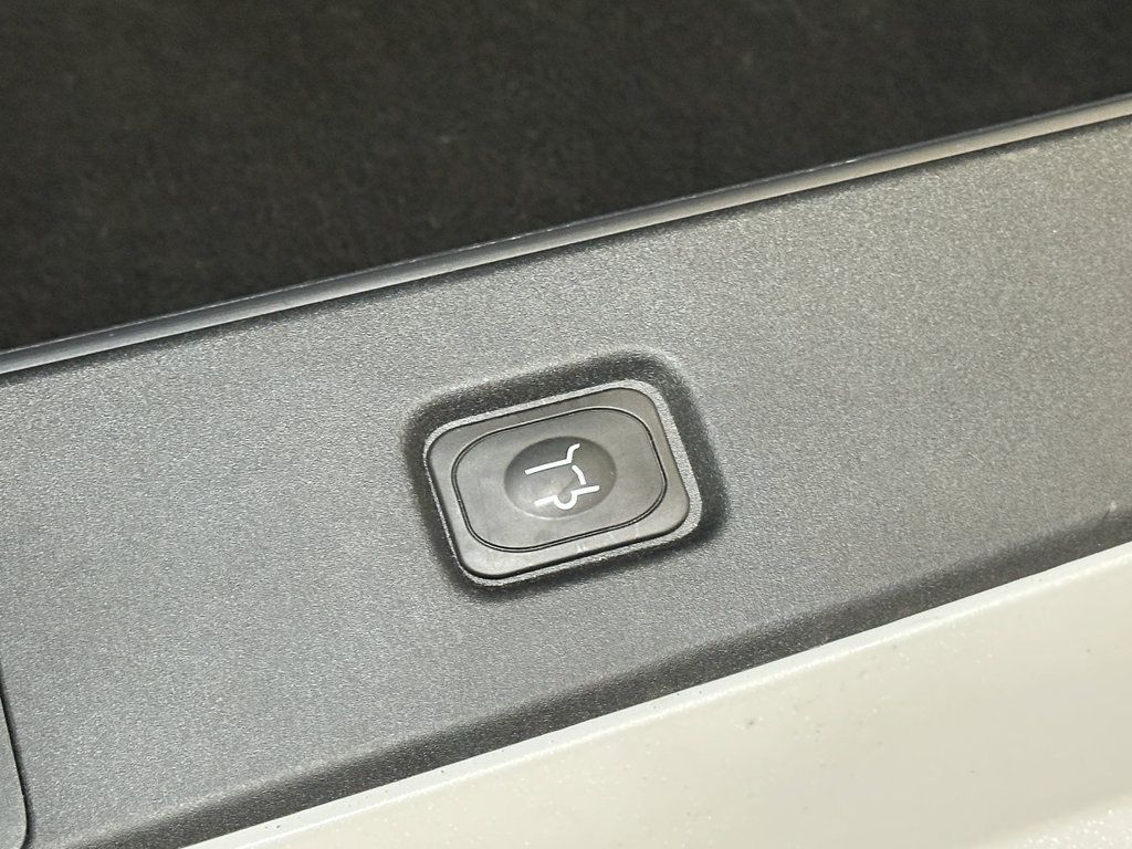 Certified 2025 Ford Expedition Tremor AWD/4WD image 19
