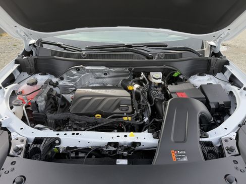 New 2026 Chevrolet Trax LT w/ Driver Confidence Package image 36