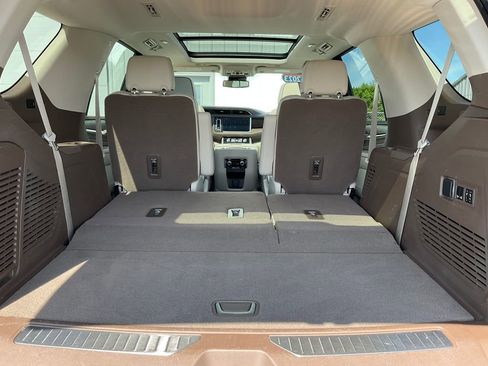 Used 2023 GMC Yukon Denali AWD/4WD image 27