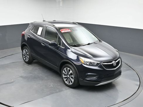 Used 2022 Buick Encore Preferred w/ Safety Package image 31
