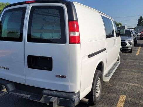 Used 2019 GMC Savana 2500 w/ Driver Convenience Package RWD image 6