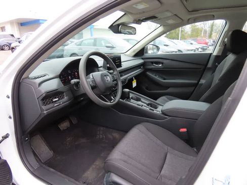 New 2026 Honda Accord SE image 2