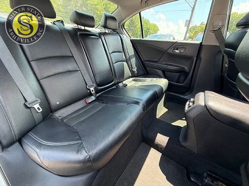 Used 2014 Honda Accord EX-L image 18