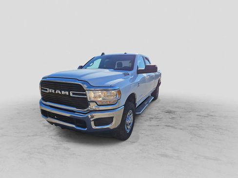 Used 2021 RAM 2500 Big Horn image 4