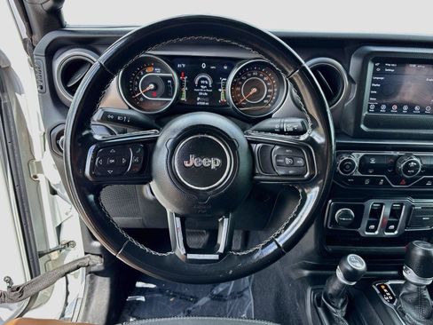 Used 2021 Jeep Wrangler Sport AWD/4WD image 11