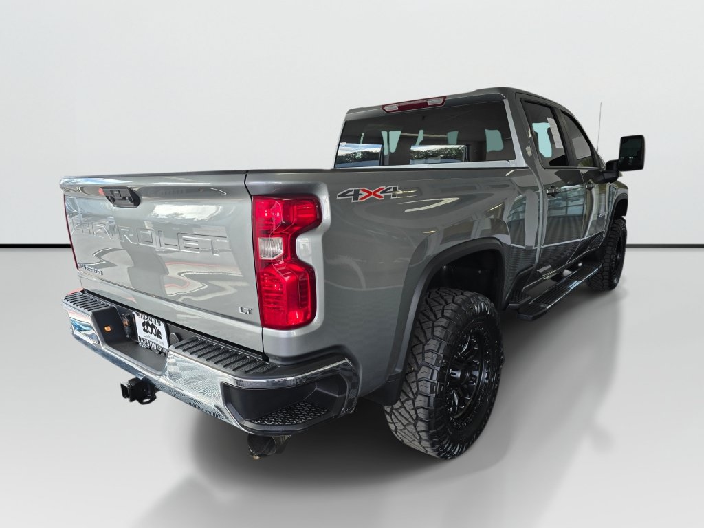 Used 2025 Chevrolet Silverado 2500 LT w/ Convenience Package AWD/4WD image 4