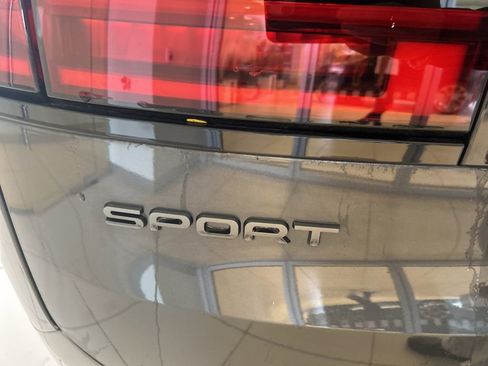 Used 2025 Land Rover Range Rover Sport Autobiography image 20