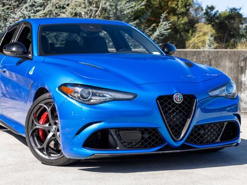 Used 2022 Alfa Romeo Giulia Quadrifoglio w/ Active Assist Plus Package RWD image 9