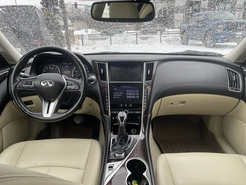 Used 2018 INFINITI Q50 Luxe w/ Essential Package (3.0T Luxe) image 22