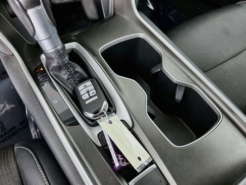 Used 2018 Honda Accord Sport image 22