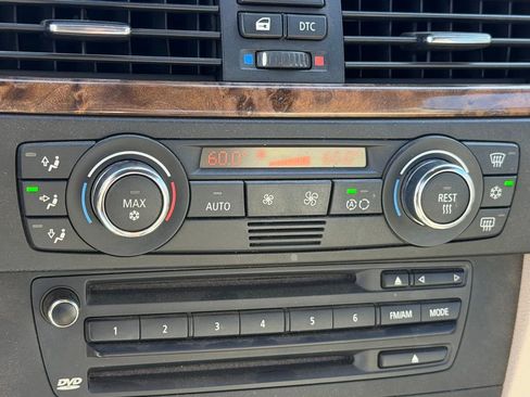 Used 2008 BMW 335i Convertible image 18