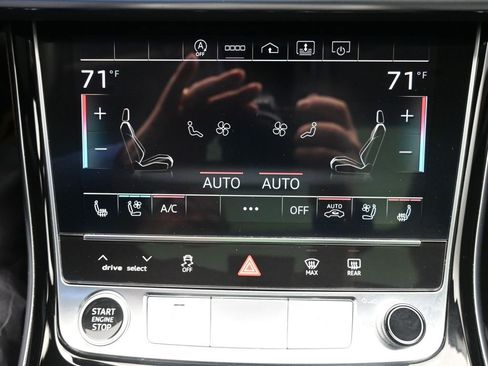 Used 2022 Audi A8 L 3.0T image 17