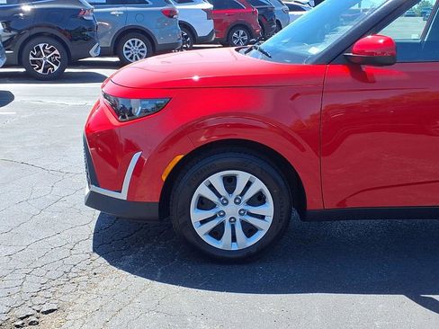 Used 2023 Kia Soul LX FWD image 23
