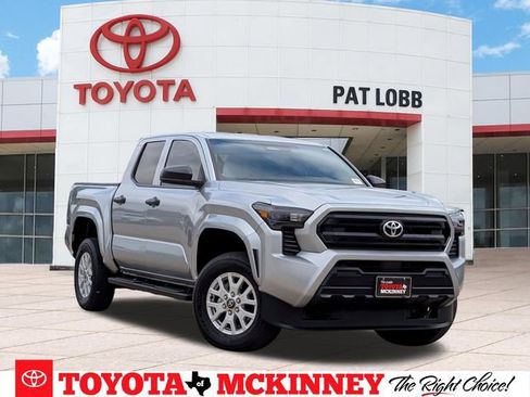 Used 2025 Toyota Tacoma SR AWD/4WD image 1