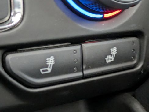 Used 2022 Chevrolet Tahoe RST w/ Sport Performance Package image 24