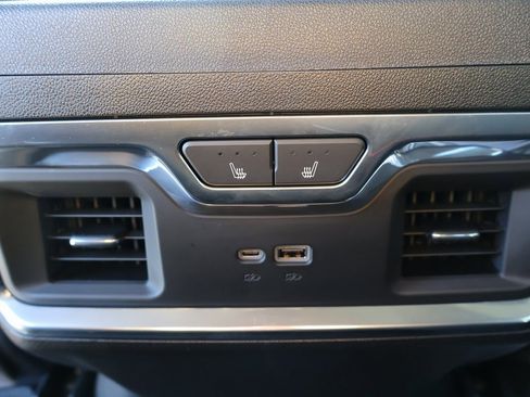 Used 2024 GMC Sierra 2500 Denali w/ Denali Reserve Package image 32