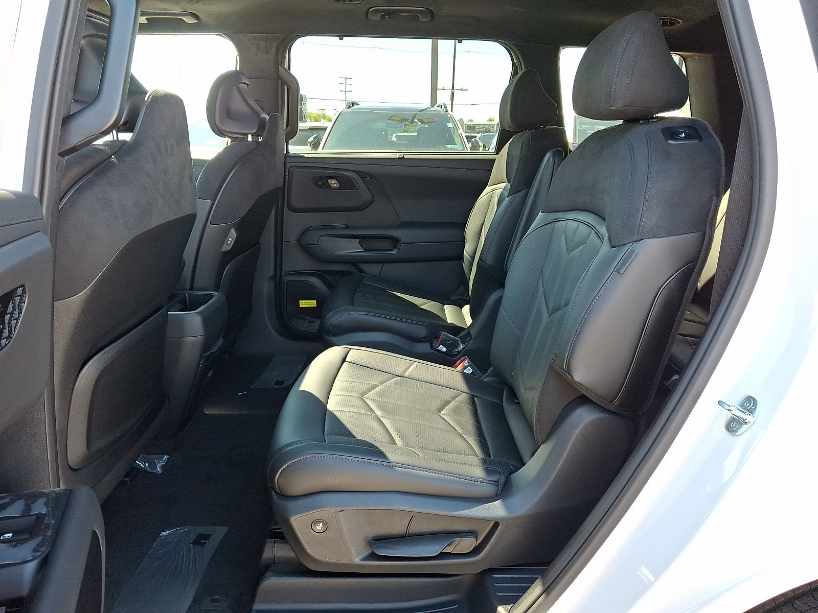 New 2027 Kia Telluride X-Line SX Prestige AWD/4WD image 9