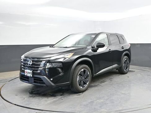 Used 2025 Nissan Rogue SV AWD/4WD image 6