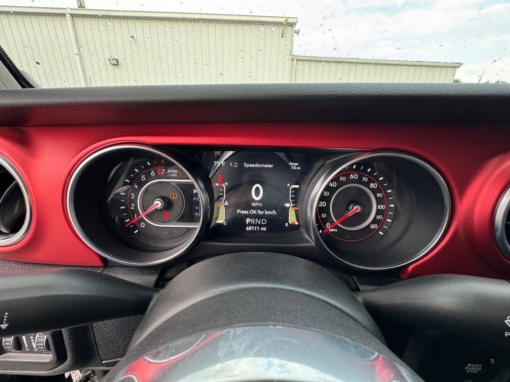 Used 2020 Jeep Gladiator Rubicon w/ Safety Group AWD/4WD image 24
