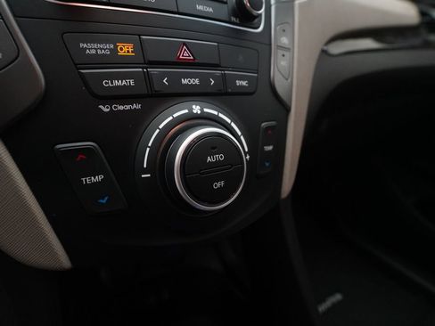 Used 2017 Hyundai Santa Fe Sport AWD/4WD image 22