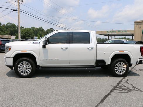 Used 2022 GMC Sierra 2500 Denali w/ Denali Ultimate Package AWD/4WD image 2