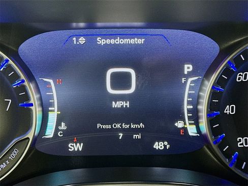 New 2026 Chrysler Pacifica Limited image 11