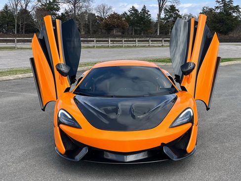 Used 2016 McLaren 570S Coupe image 5