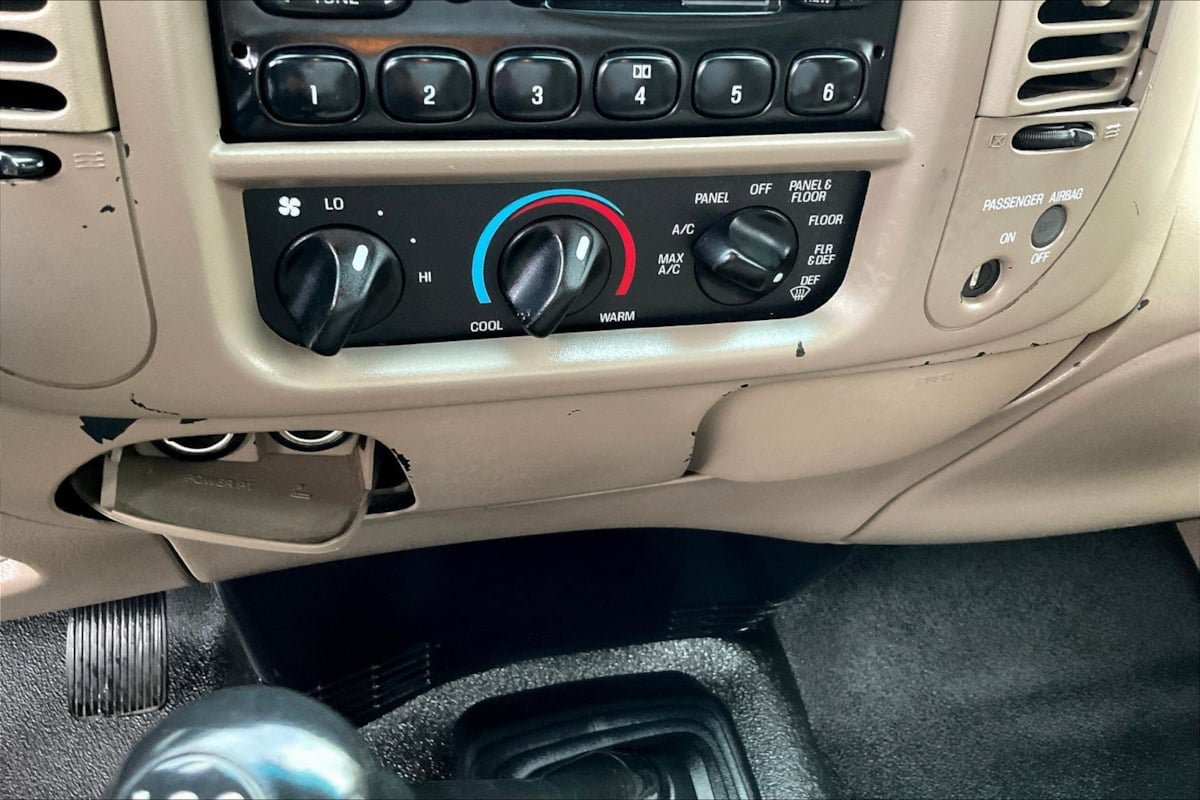 Used 2003 Ford F150 XL RWD image 16